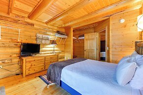 Jackson Condo w/ Fireplace < Half Mi to Snow King!