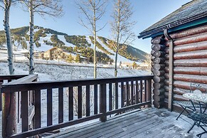 Jackson Condo w/ Fireplace < Half Mi to Snow King!