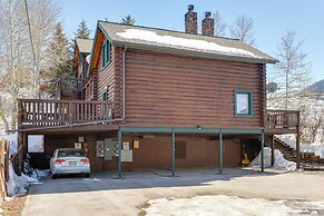 Jackson Condo w/ Fireplace < Half Mi to Snow King!