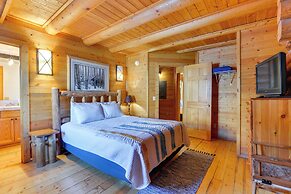 Jackson Condo w/ Fireplace < Half Mi to Snow King!