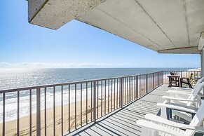 Heated Pool + Views: Beachfront Ocean City Gem
