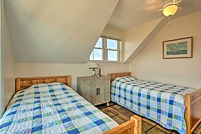 Sunny Beach House Getaway - Steps From Water!