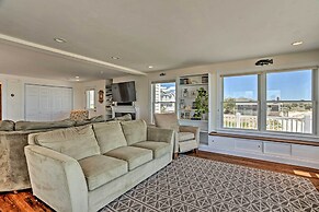 Sunny Beach House Getaway - Steps From Water!