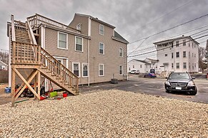 Cozy Third-story Apartment in Dtwn Brockton!