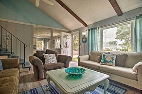 Walk to Beach: Quaint Dennis Home w/ Deck + Grill!