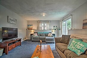 Walk to Beach: Quaint Dennis Home w/ Deck + Grill!