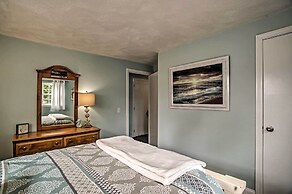 Walk to Beach: Quaint Dennis Home w/ Deck + Grill!