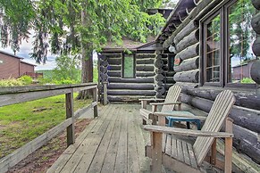 Waterfront Lake George Cabin: Walk to Water