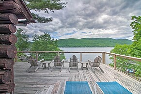 Waterfront Lake George Cabin: Walk to Water