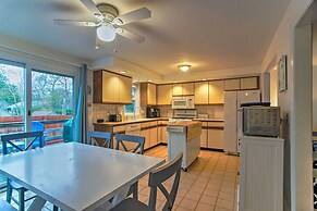 Updated Yarmouth Escape Near Swan Pond + Beaches!