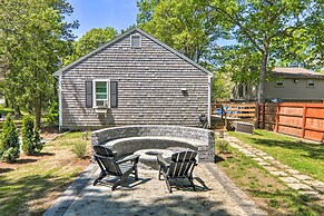 Updated Yarmouth Escape Near Swan Pond + Beaches!