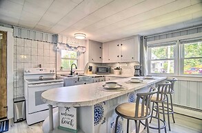 Buttermilk Cottage in Cape Cod: Steps to Beach