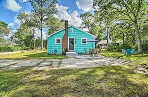 Buttermilk Cottage in Cape Cod: Steps to Beach