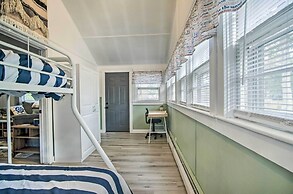 Buttermilk Cottage in Cape Cod: Steps to Beach