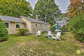 Charming Cape Cod Cottage, Walk to Monument Beach
