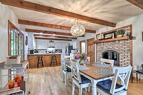 Walk to Beach & Main Street: Hyannis Cottage