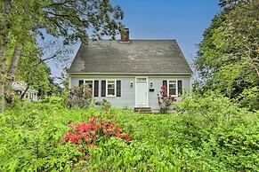 Lovely Hyannis Cottage - Walk to Beach & Main St!