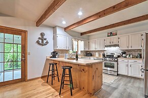 Walk to Beach & Main Street: Hyannis Cottage