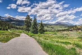 4 Mi to Ski: Summit County Condo w/ Resort Perks
