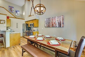 Walk to Ski Lift: Renovated Condo in Breckenridge!