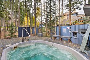 Walk to Ski Lift: Renovated Condo in Breckenridge!