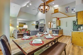 Walk to Ski Lift: Renovated Condo in Breckenridge!