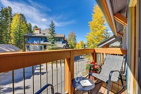 Walk to Ski Lift: Renovated Condo in Breckenridge!
