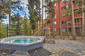 Walk to Ski Lift: Renovated Condo in Breckenridge!