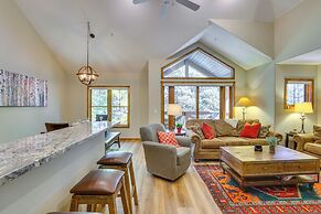 Walk to Ski Lift: Renovated Condo in Breckenridge!