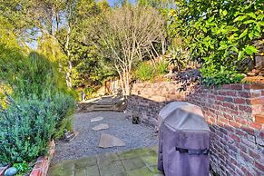 Walk to Keller Beach: Waterfront Studio w/ Hot Tub