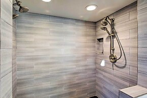 Walk to Keller Beach: Waterfront Studio w/ Hot Tub