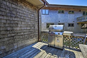 Coastal Cottage: Walk to Chipman's Cove!