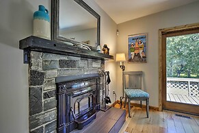 Coastal Cottage: Walk to Chipman's Cove!