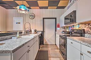 'the Float Yard' Pensacola Home w/ Pool Table