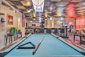 'the Float Yard' Pensacola Home w/ Pool Table