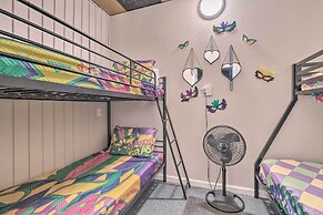 'the Float Yard' Pensacola Home w/ Pool Table