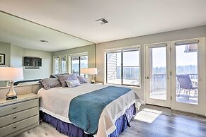 Hiking Trail & Hot Tub Access: Bend Condo w/ Deck