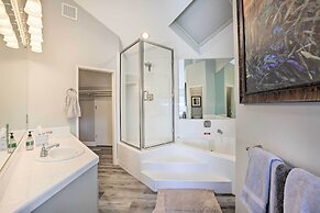 Hiking Trail & Hot Tub Access: Bend Condo w/ Deck