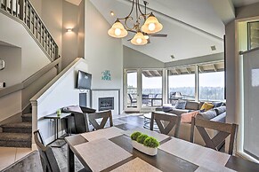 Hiking Trail & Hot Tub Access: Bend Condo w/ Deck