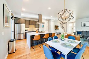 Luxury Denver Area Townhome With Rooftop Deck!