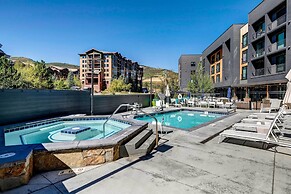 'love at Frost Sight' Park City Ski Condo w/ View!