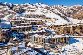 'love at Frost Sight' Park City Ski Condo w/ View!