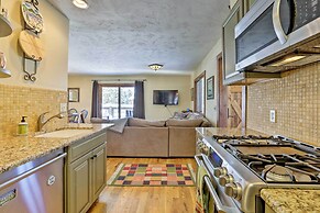 Spacious Grand Lake Cabin w/ Hot Tub & Deck