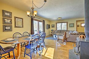 Spacious Grand Lake Cabin w/ Hot Tub & Deck