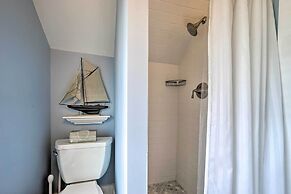 Splendid Provincetown Penthouse Apartment w/ Deck!