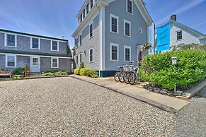 Splendid Provincetown Penthouse Apartment w/ Deck!