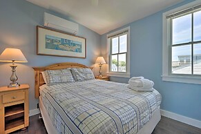 Splendid Provincetown Penthouse Apartment w/ Deck!