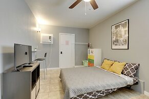 North Las Vegas Hideaway w/ Grill < 10 Mi to Strip