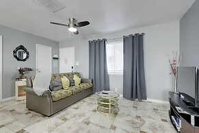 North Las Vegas Hideaway w/ Grill < 10 Mi to Strip