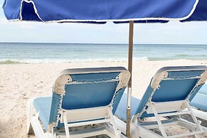Bright Beachfront PCB Unit: Balcony & Beach Chairs